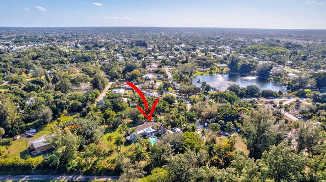 550 Skylake Drive, West Palm Beach, FL 33415