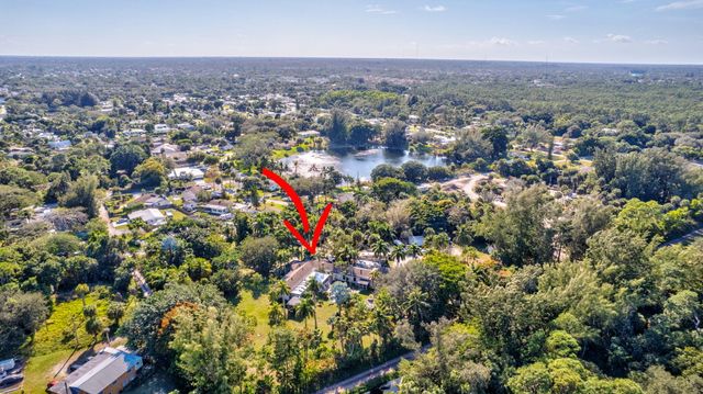 550 Skylake Drive, West Palm Beach, FL 33415