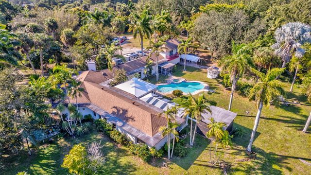 550 Skylake Drive, West Palm Beach, FL 33415