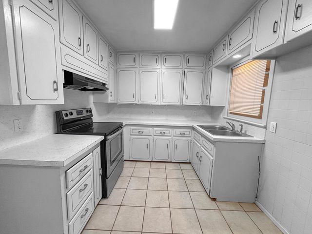 4411 45th Street, Lubbock, TX 79414