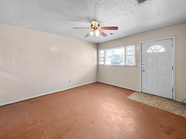4411 45th Street, Lubbock, TX 79414