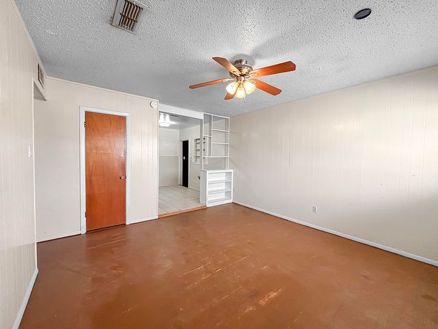 4411 45th Street, Lubbock, TX 79414