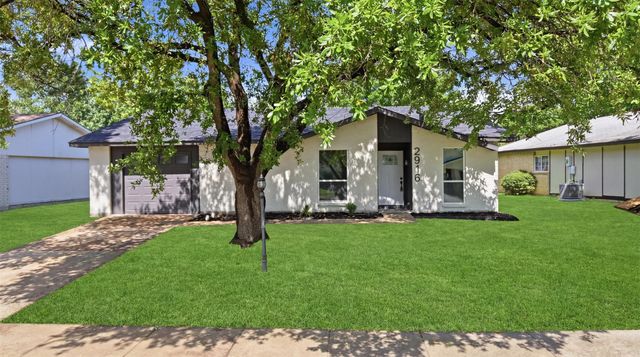 2916 Rayswood Drive, Carrollton, TX 75007