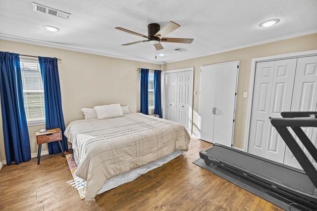 207 N Sand Street, Comanche, TX 76442