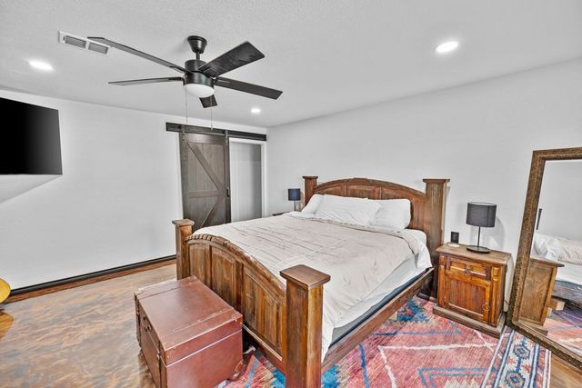 207 N Sand Street, Comanche, TX 76442