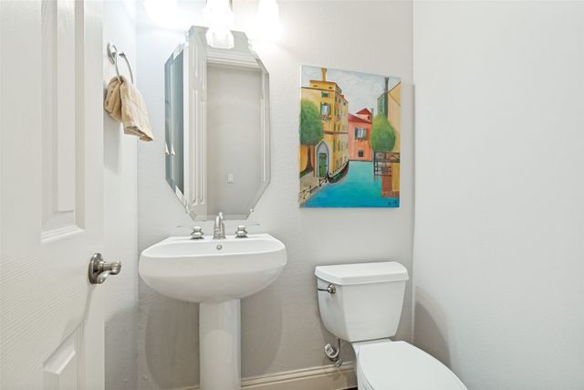 1442 Pecos Street, Dallas, TX 75204