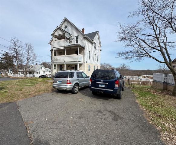 220 Kensington Avenue, New Britain, CT 06051