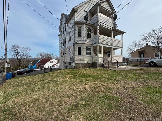 220 Kensington Avenue, New Britain, CT 06051