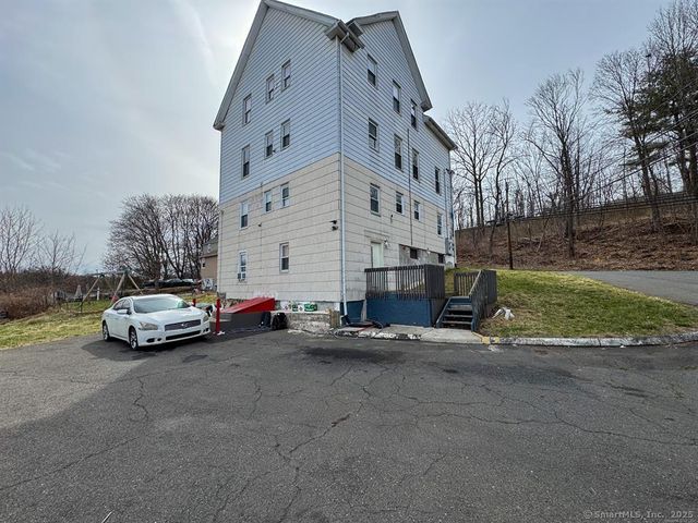 220 Kensington Avenue, New Britain, CT 06051