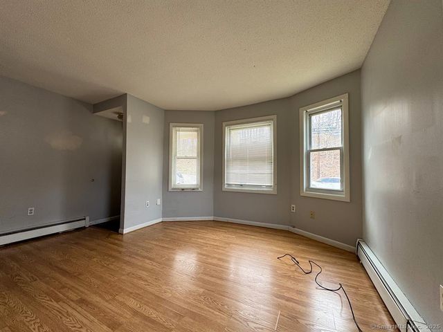 220 Kensington Avenue, New Britain, CT 06051