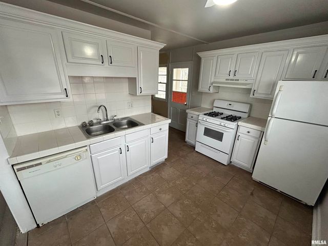 10 REED Court, Springfield, IL 62704