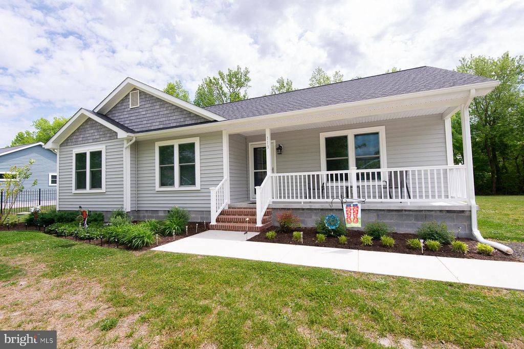 Image 1 of property listing at 113 TRINITY CT, East New Market, MD 21631