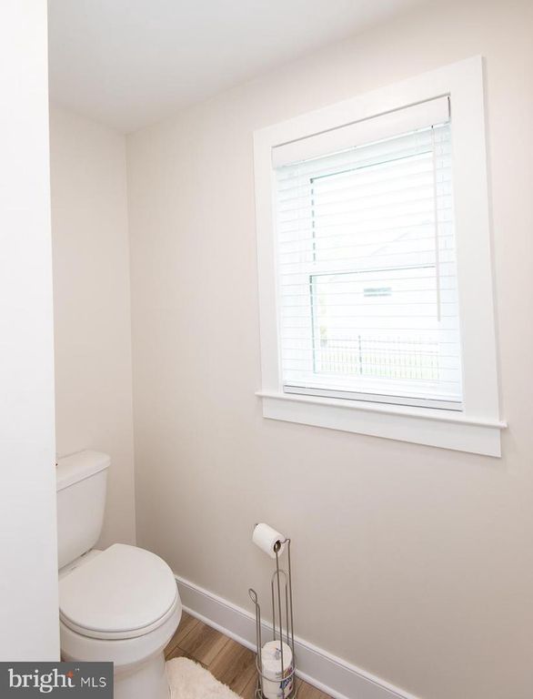 Image 16 of property listing at 113 TRINITY CT, East New Market, MD 21631