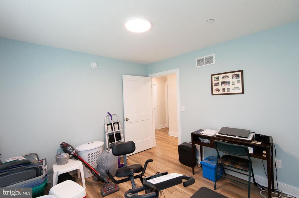 Image 23 of property listing at 113 TRINITY CT, East New Market, MD 21631