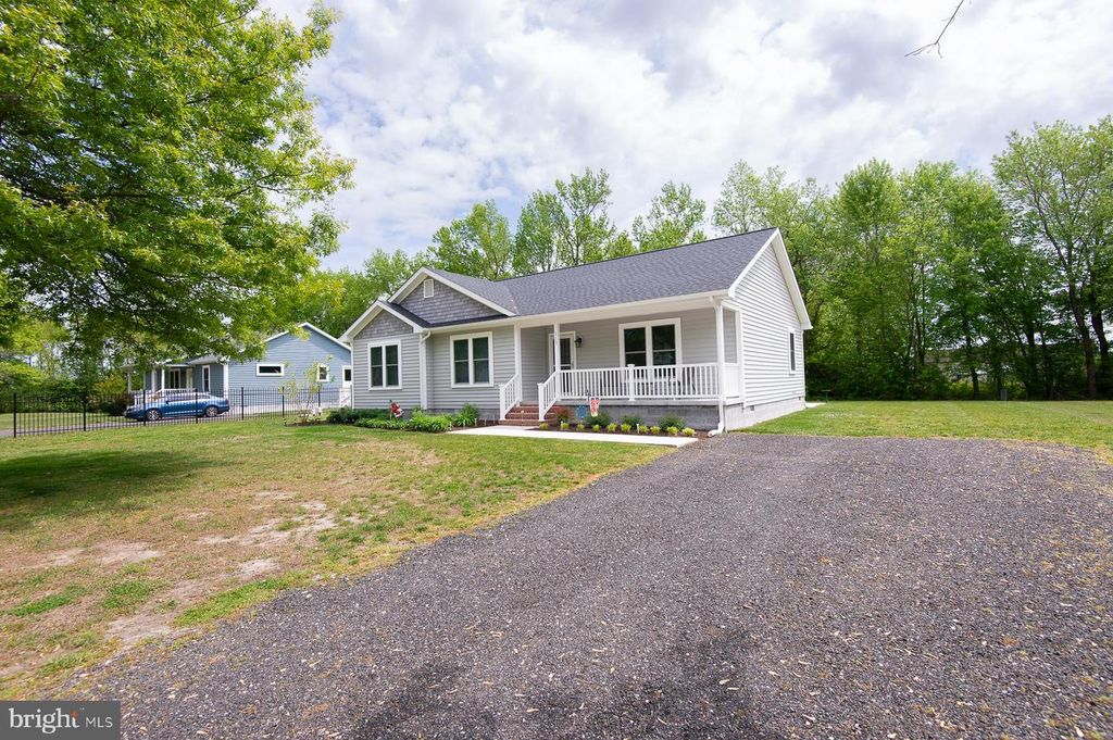 Image 25 of property listing at 113 TRINITY CT, East New Market, MD 21631