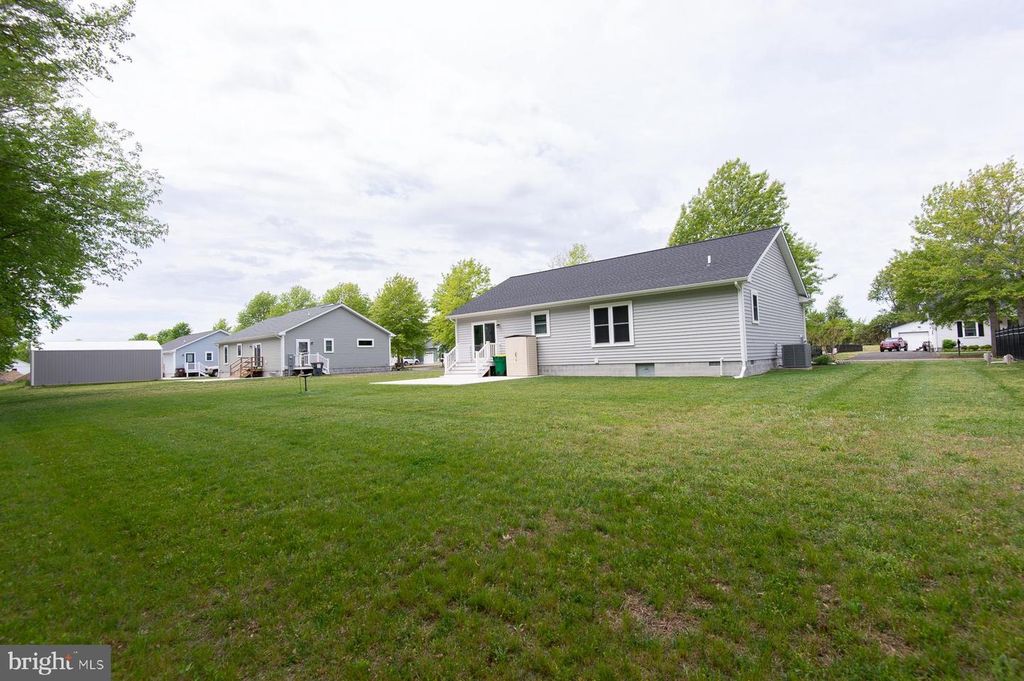 Image 29 of property listing at 113 TRINITY CT, East New Market, MD 21631