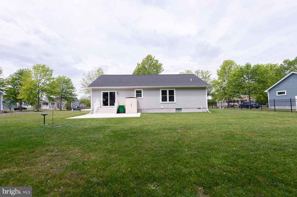 Image 30 of property listing at 113 TRINITY CT, East New Market, MD 21631
