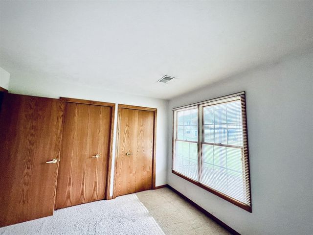 11294 Blue Heron Parkway, Holland, MI 49424