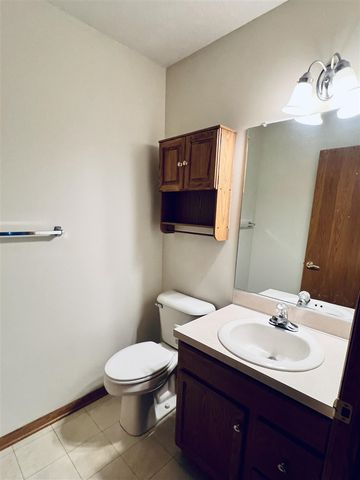11294 Blue Heron Parkway, Holland, MI 49424