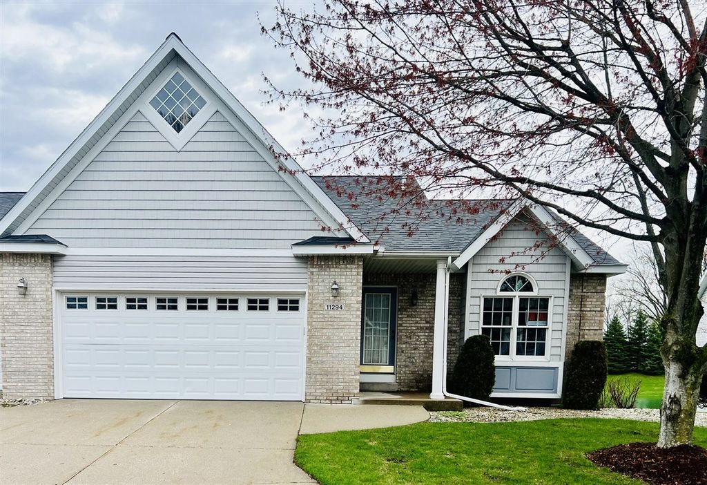11294 Blue Heron Parkway, Holland, MI 49424