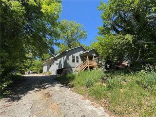 277 Barfield SW Avenue, Atlanta, GA 30310