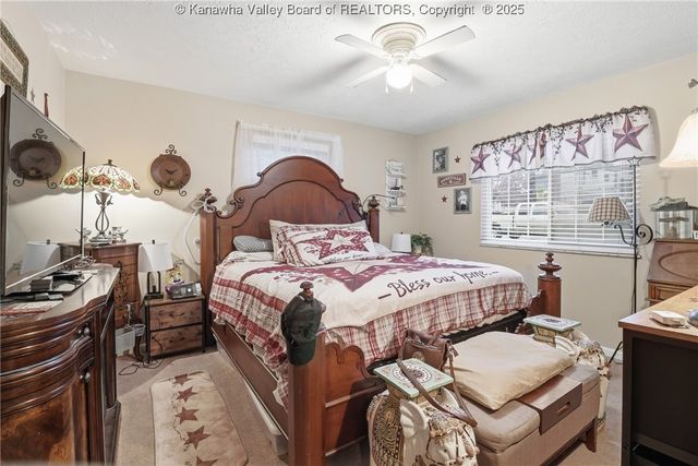 2967 Shank Avenue, Hurricane, WV 25526