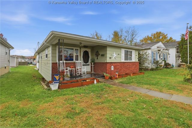 2967 Shank Avenue, Hurricane, WV 25526