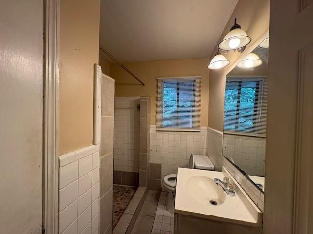 4994 Velva Court, Lilburn, GA 30047