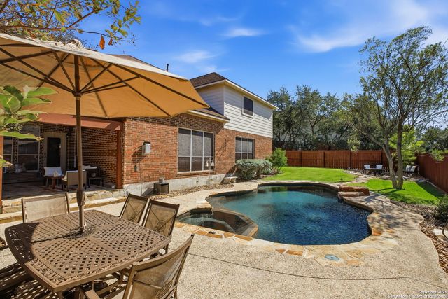 523 Heather Ridge, San Antonio, TX 78260