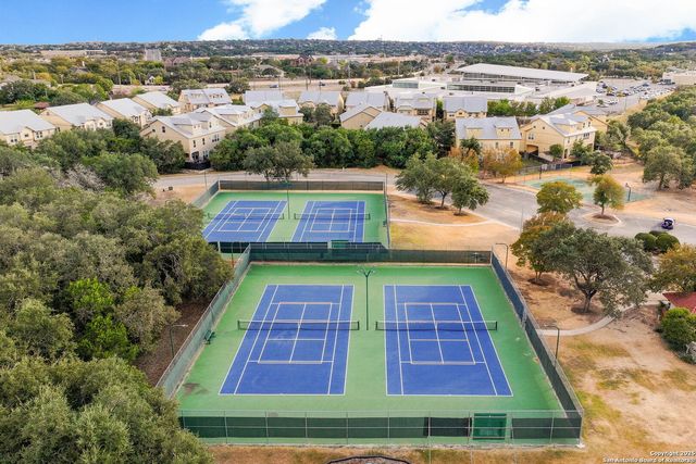 523 Heather Ridge, San Antonio, TX 78260