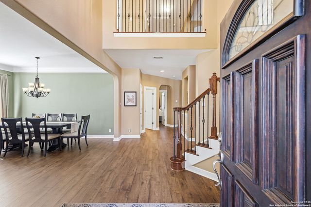 523 Heather Ridge, San Antonio, TX 78260