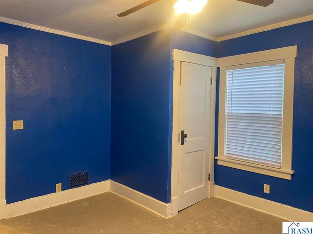 109 S 4th Street, Mankato, MN 56001