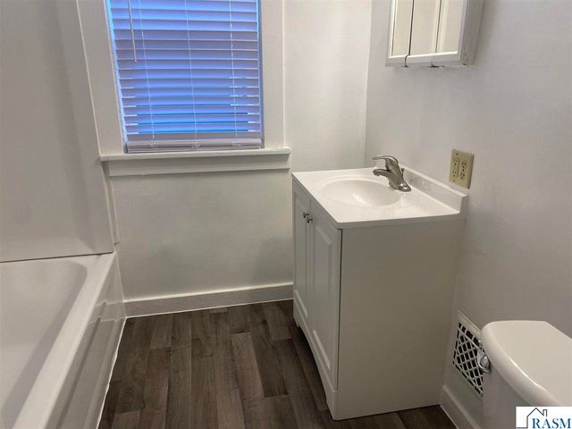 109 S 4th Street, Mankato, MN 56001