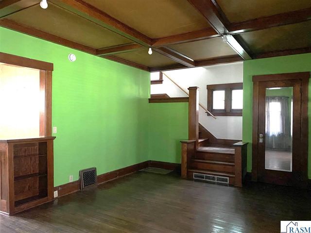 109 S 4th Street, Mankato, MN 56001