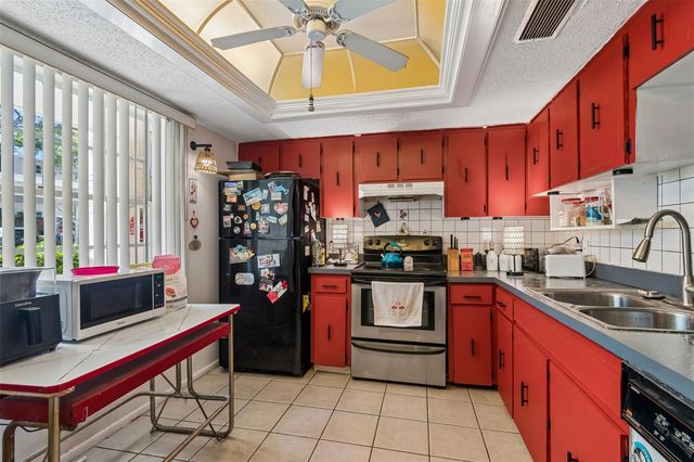 865 VIRGINIA COURT 108, Dunedin, FL 34698