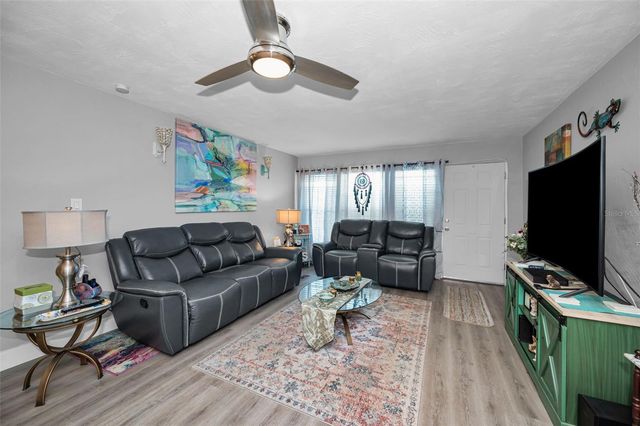 4153 58TH STREET N 176, Kenneth City, FL 33709