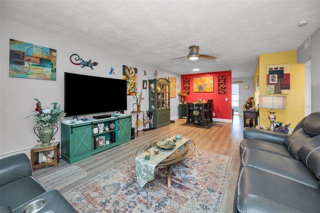 4153 58TH STREET N 176, Kenneth City, FL 33709