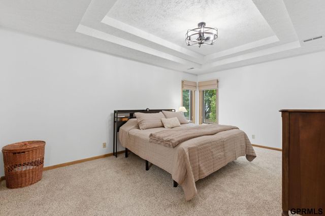 13532 Boyd Street, Omaha, NE 68164