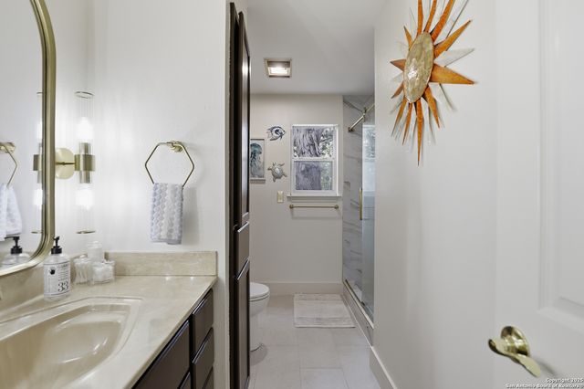 632 Durham Dr, Canyon Lake, TX 78133