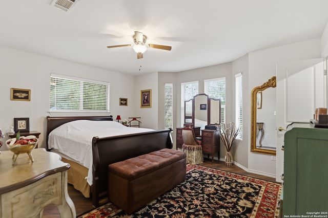 632 Durham Dr, Canyon Lake, TX 78133