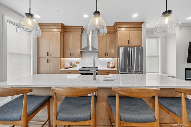 1831 Soundview Court, Yorktown Heights, NY 10598