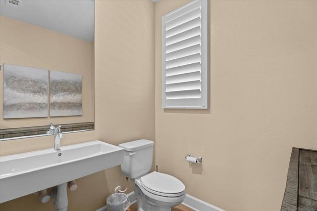3149 Dega, Carlsbad, CA 92010