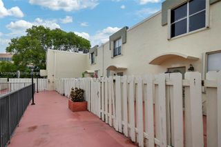 1655 NE 115th Street 21B, Miami, FL 33181