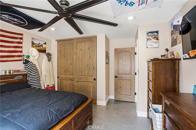 30861 Blackhorse Drive, Canyon Lake, CA 92587