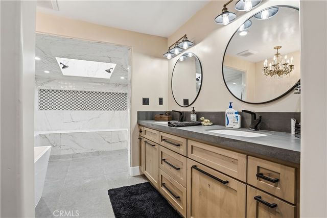 30861 Blackhorse Drive, Canyon Lake, CA 92587