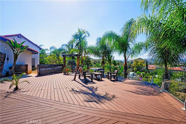 30861 Blackhorse Drive, Canyon Lake, CA 92587