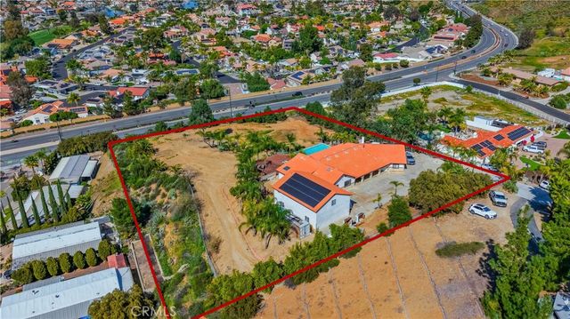 30861 Blackhorse Drive, Canyon Lake, CA 92587