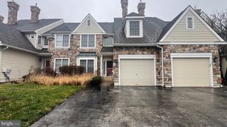 67 HIGHPOINT DR #67, Berwyn, PA 19312