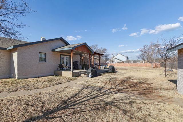 602 N Main Street, Stratford, TX 79084