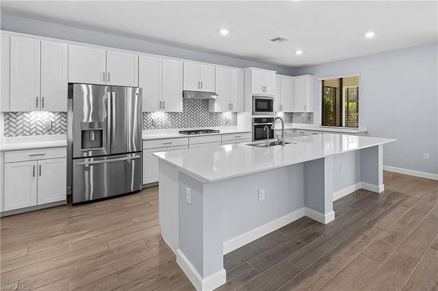 20475 Napa LOOP, Estero, FL 33928